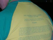 Remera con la GPL (8893 B/45,09 KB)